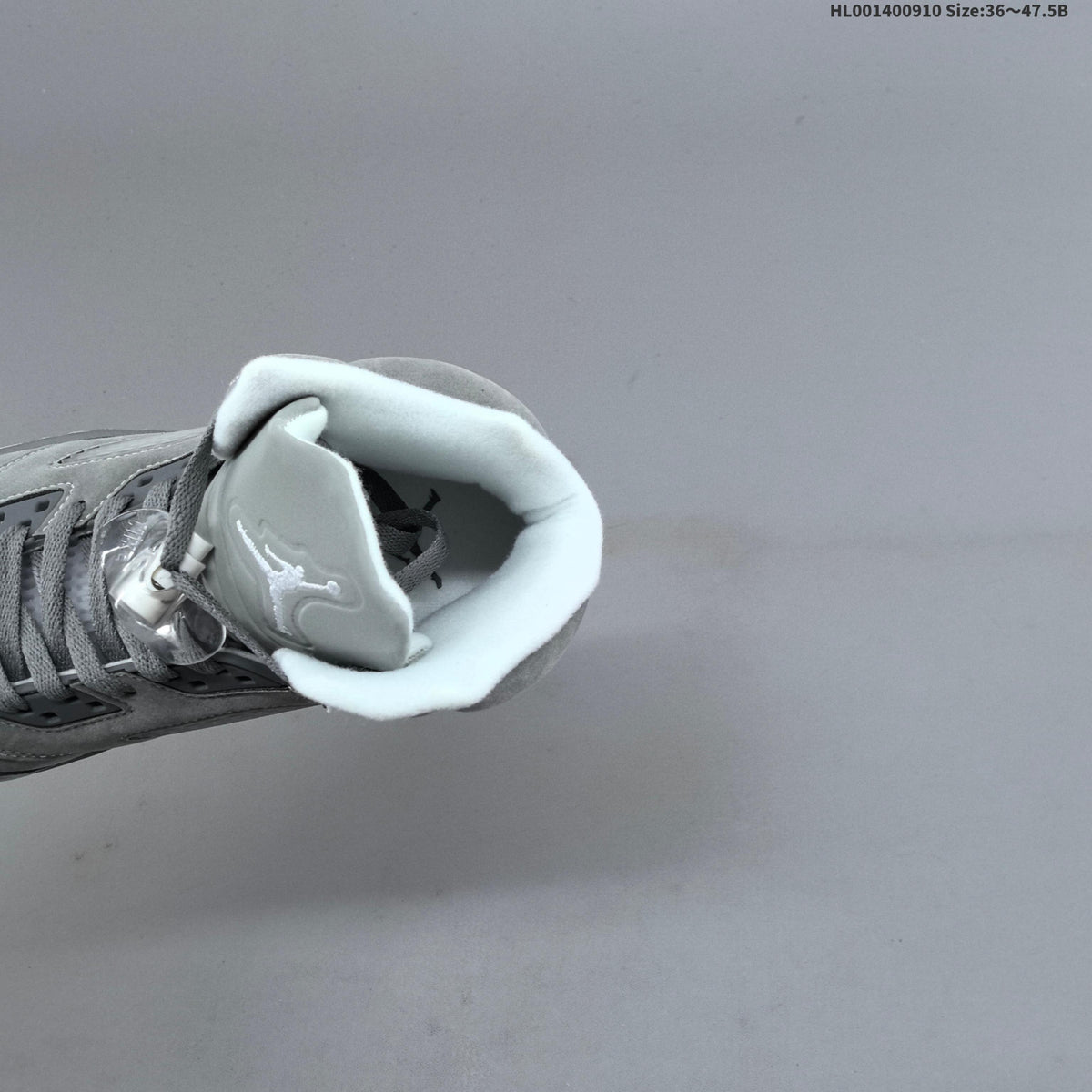 Air Jordan 5 Retro Wolf Grey High-Top Sneakers - product image from the listing.