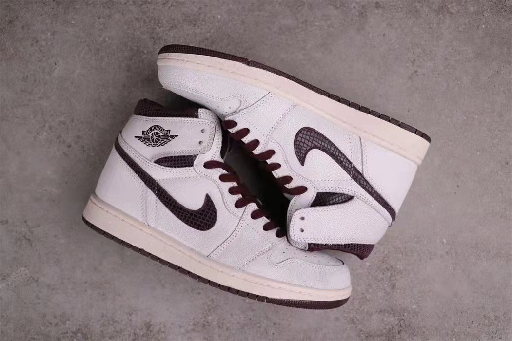Air Jordan 1 High OG Black Toe Reimagined DZ5485-106 - product image from the listing.