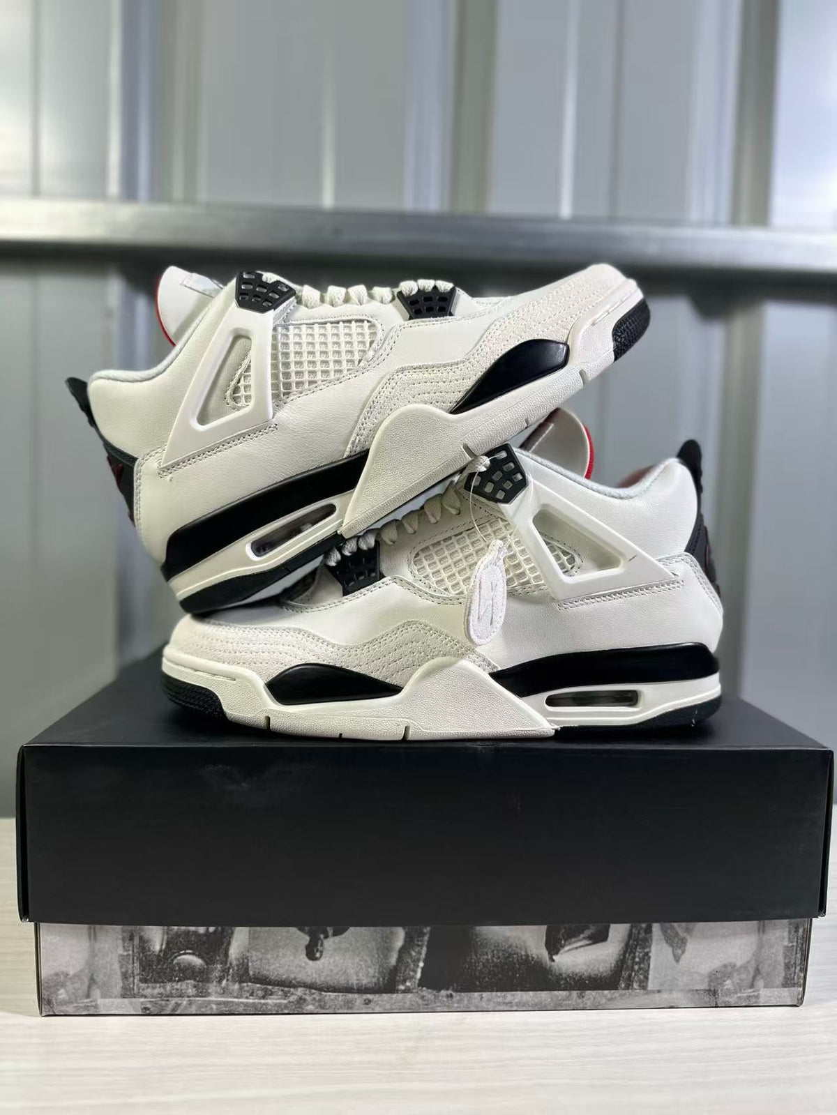 Air Jordan 4 Retro Flight Club White Black IM4002-100 - product image from the listing.