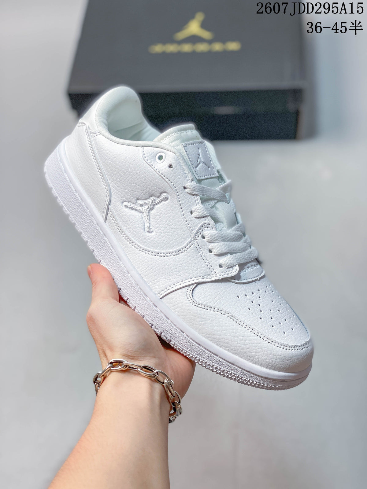 Nike Air Jordan 1 Low Sneakers in White 2607JDD295A15 - product image from the listing.