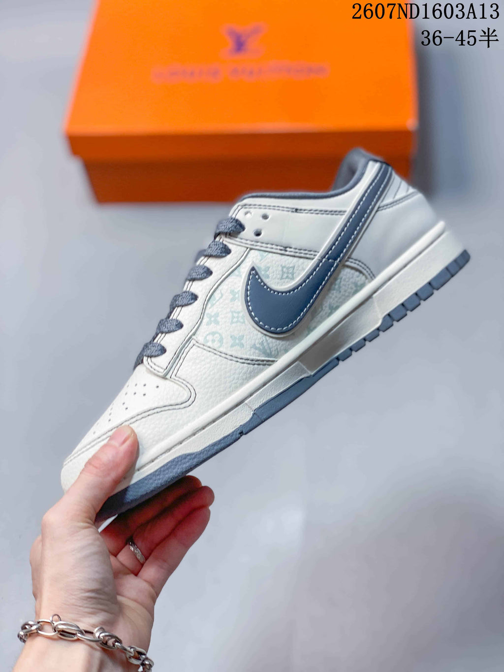 Nike SB Dunk Low LV Print Sneakers in White Grey 2607ND1603A13 - product image from the listing.