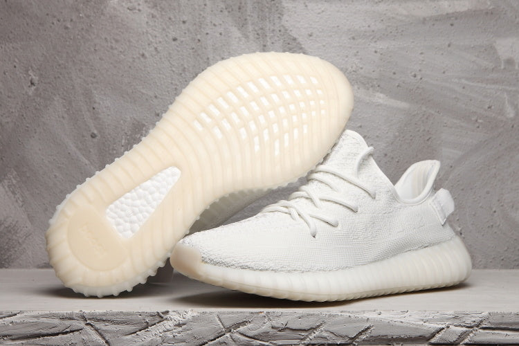 Yeezy 350 V2 Low-Top Sneakers in White Knit - product image from the listing.