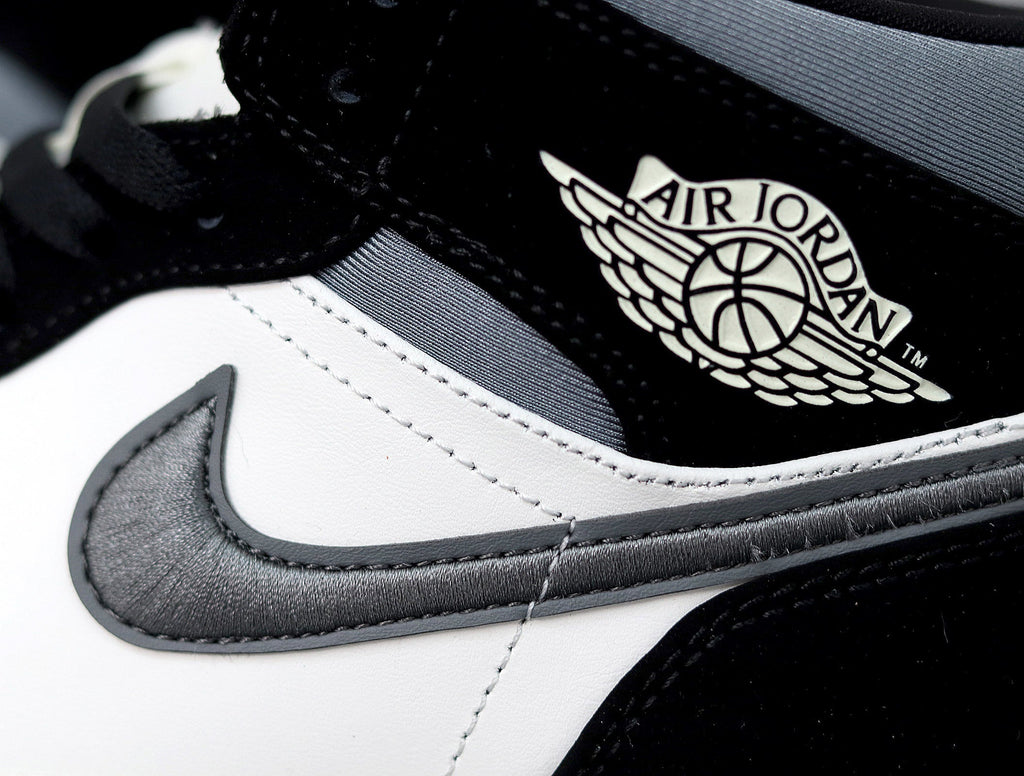 Jordan 1 Retro High OG Sneakers in Black White 852542-011 - product image from the listing.