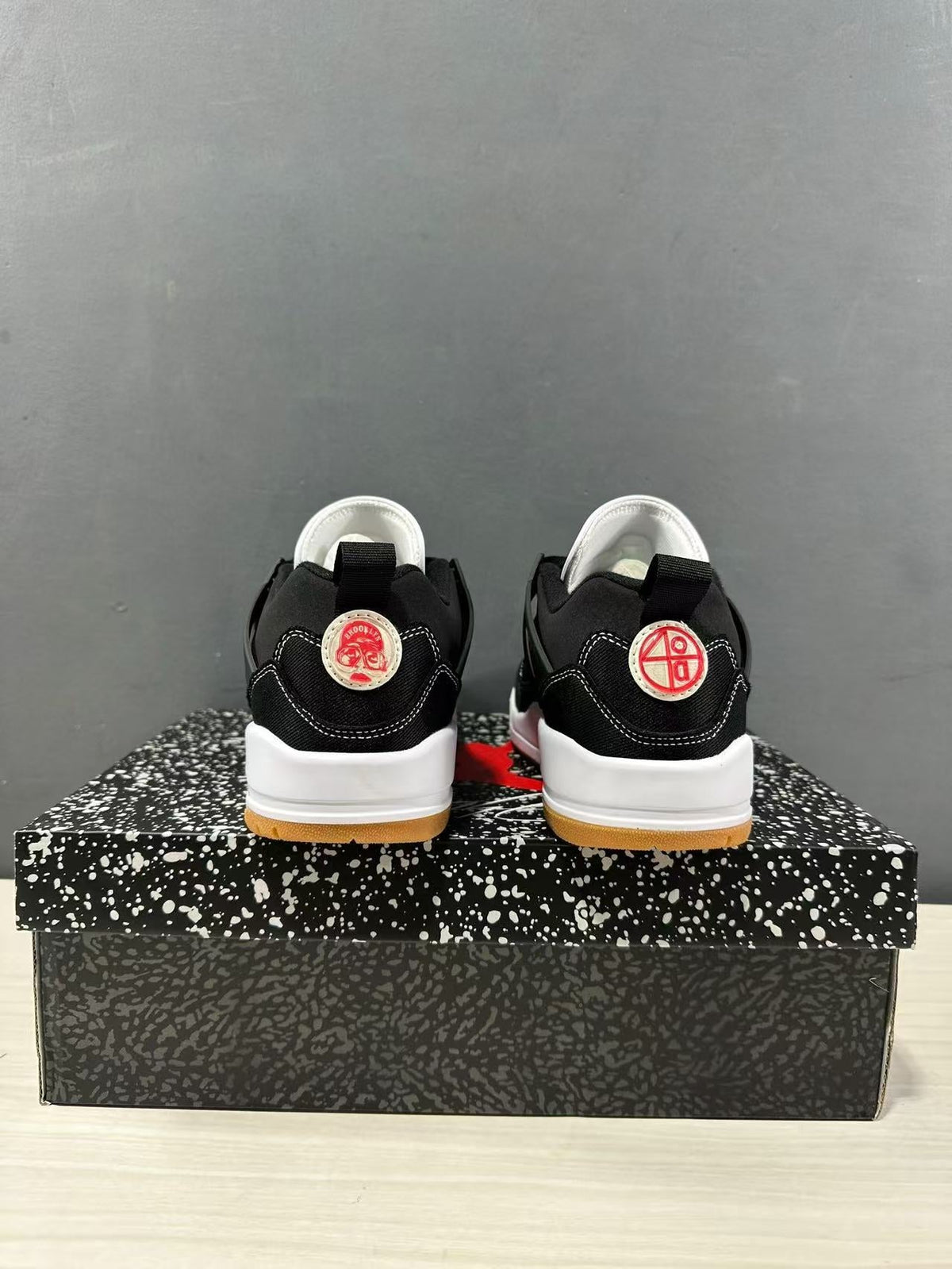 Air Jordan Spizike Low Black White IR2012-001 - product image from the listing.