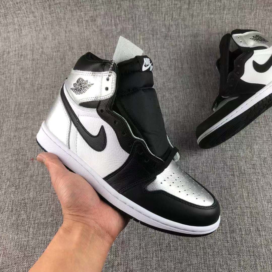 Air Jordan 1 Silver Toe High-Top Sneakers CD0461-001 - product image from the listing.