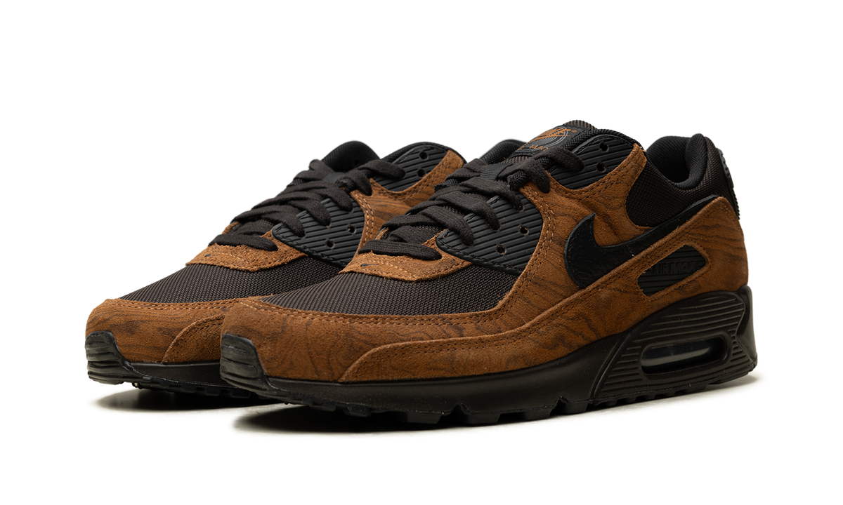 "Light British Tan Velvet Brown" Air Max 90 Premium IQ0283 281 - product image from the listing.