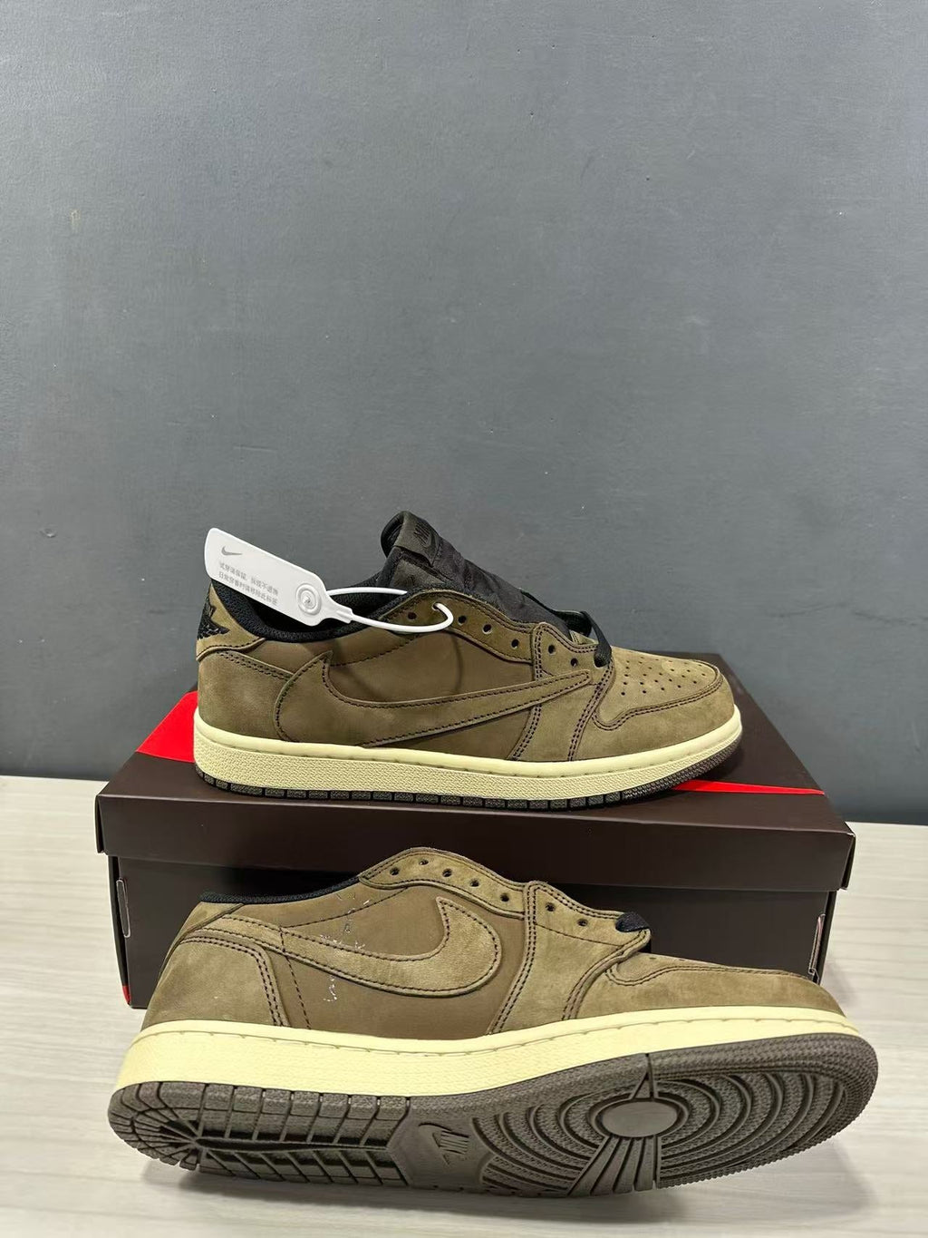 Nike Air Jordan 1 Low OG SP in Olive DM7866-203 - product image from the listing.