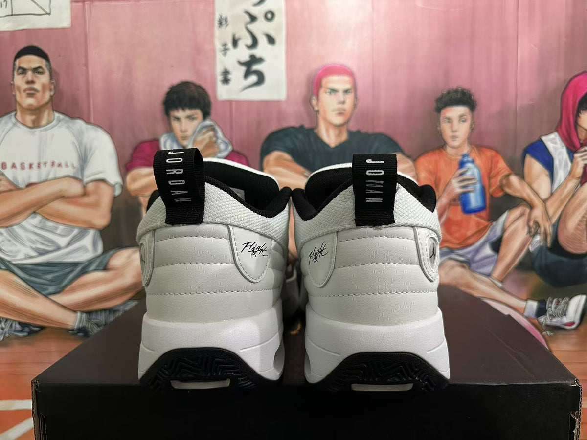Jordan Oreo Sneakers in White Black - product image from the listing.