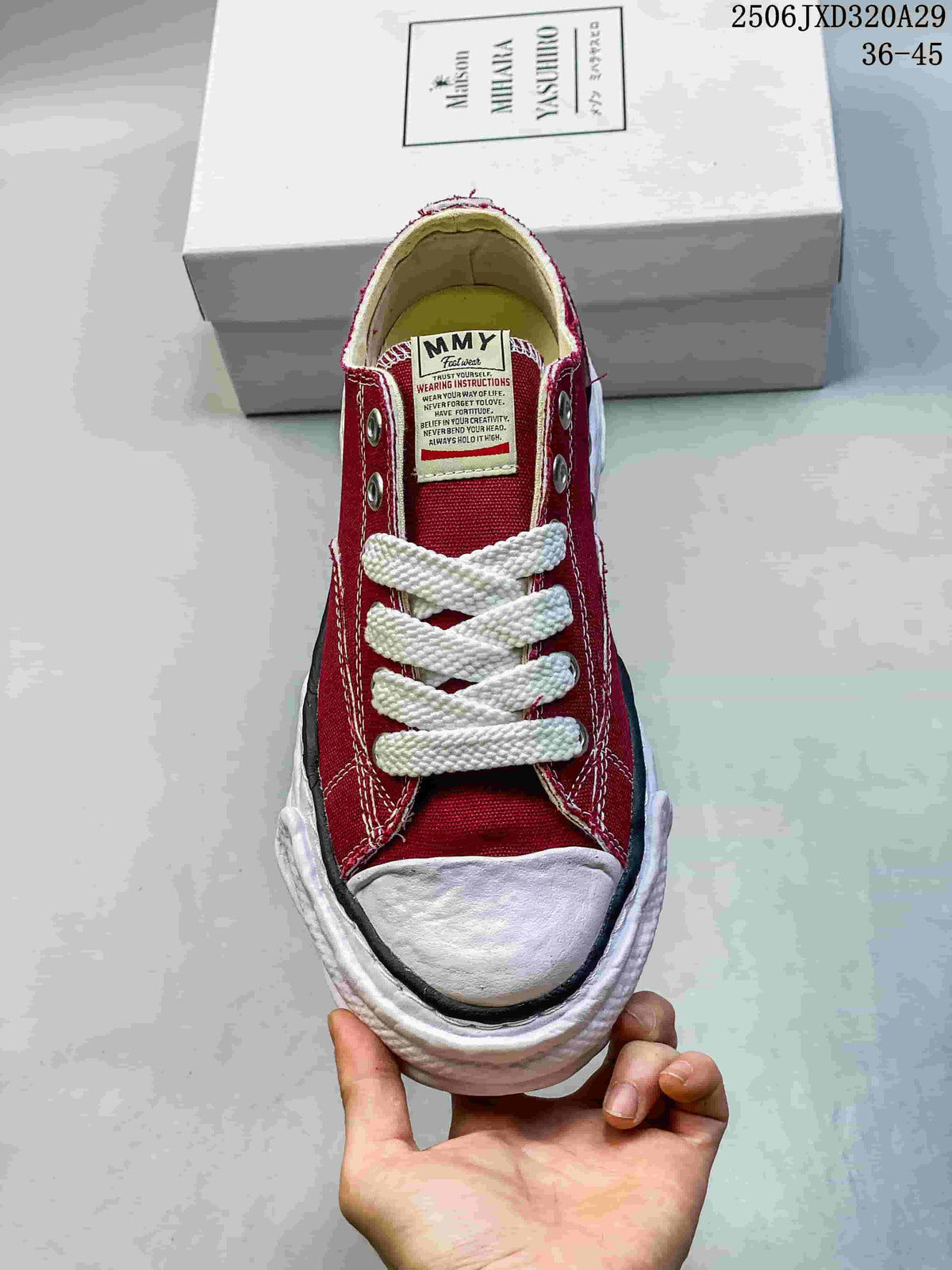 MMY Blakey Sneakers in Red 2506JXD320A29 - product image from the listing.