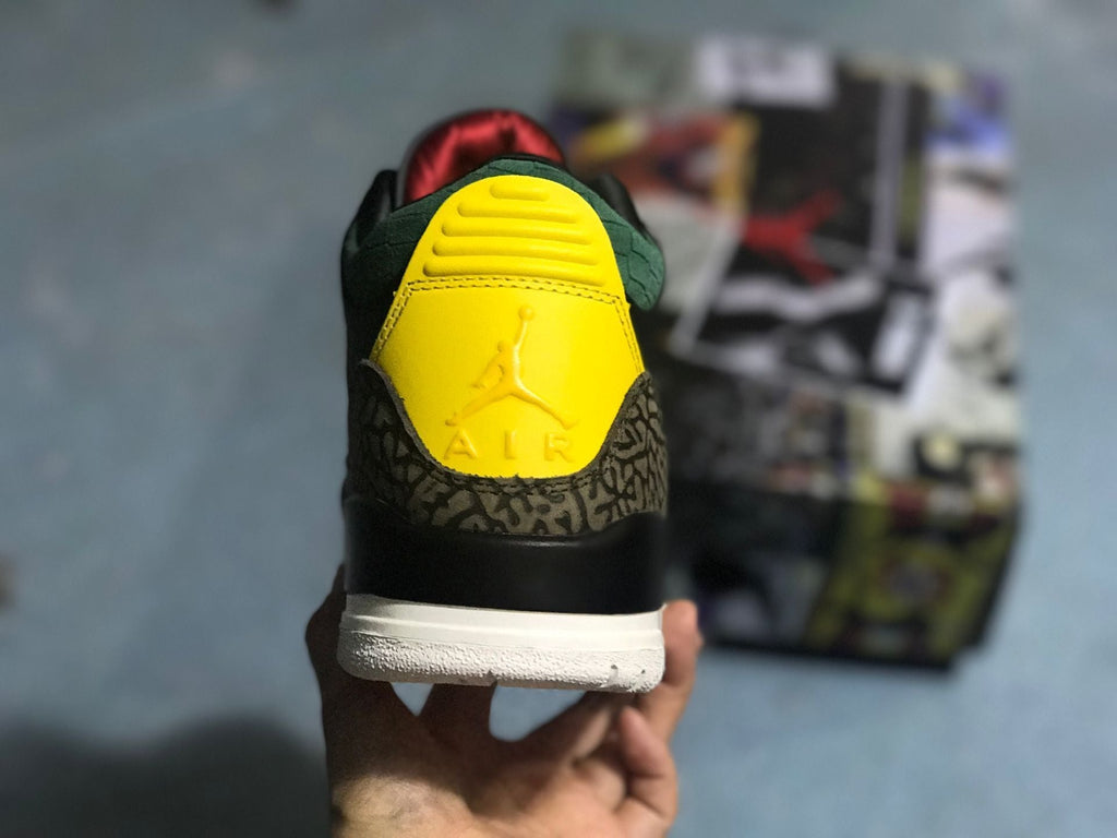 Air Jordan 3 Retro SE Sneakers Black Green Yellow - product image from the listing.