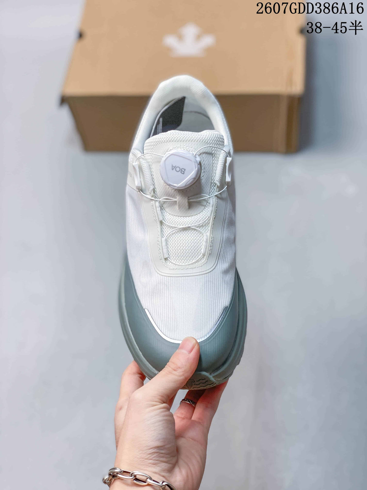 DESCENTE Dualis PRIME WIRE 2.0 Low-Top Sneakers in White Gray - product image from the listing.