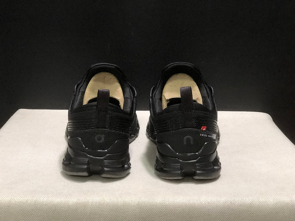 On Cloud X Z5 Running Sneakers in Black - product image from the listing.