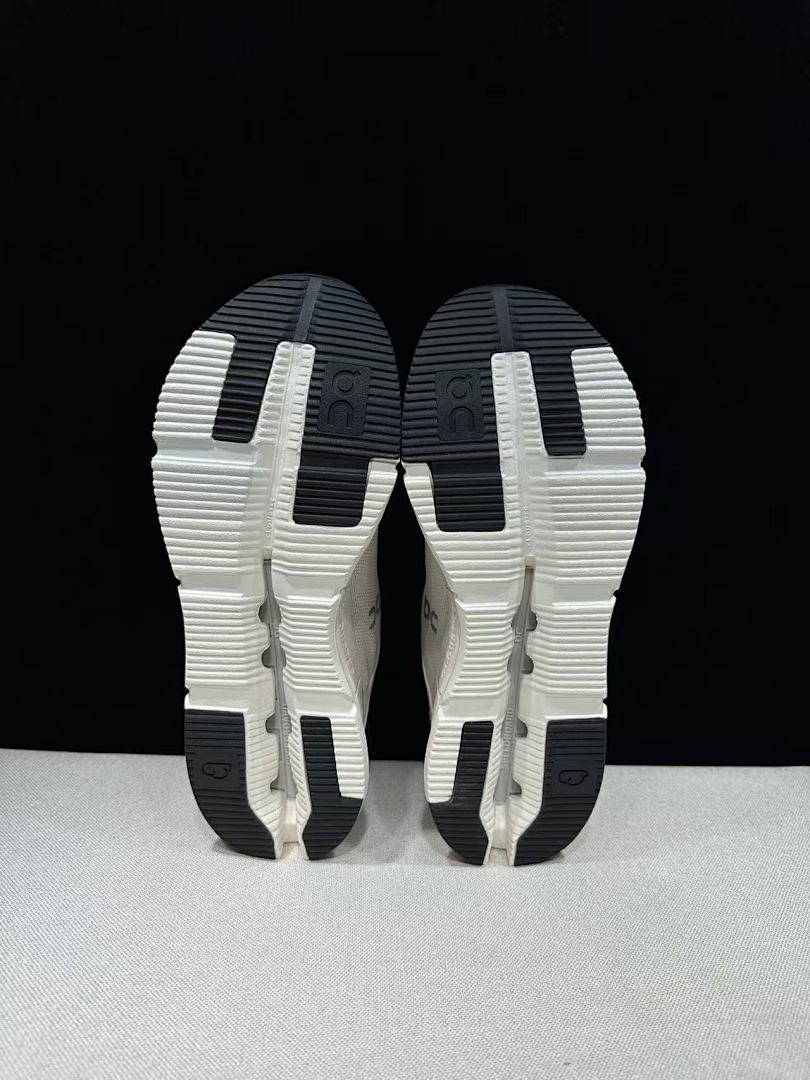 Cream Ivory On Cloudnova Form 2 Sneakers - product image from the listing.