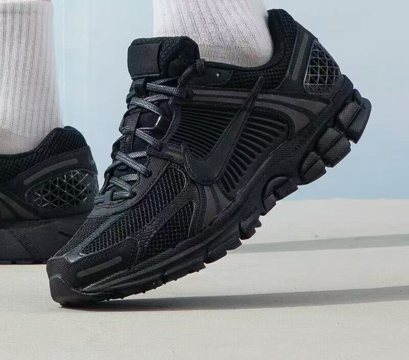 Nike Air Max 270 Sneakers in Black - product image from the listing.