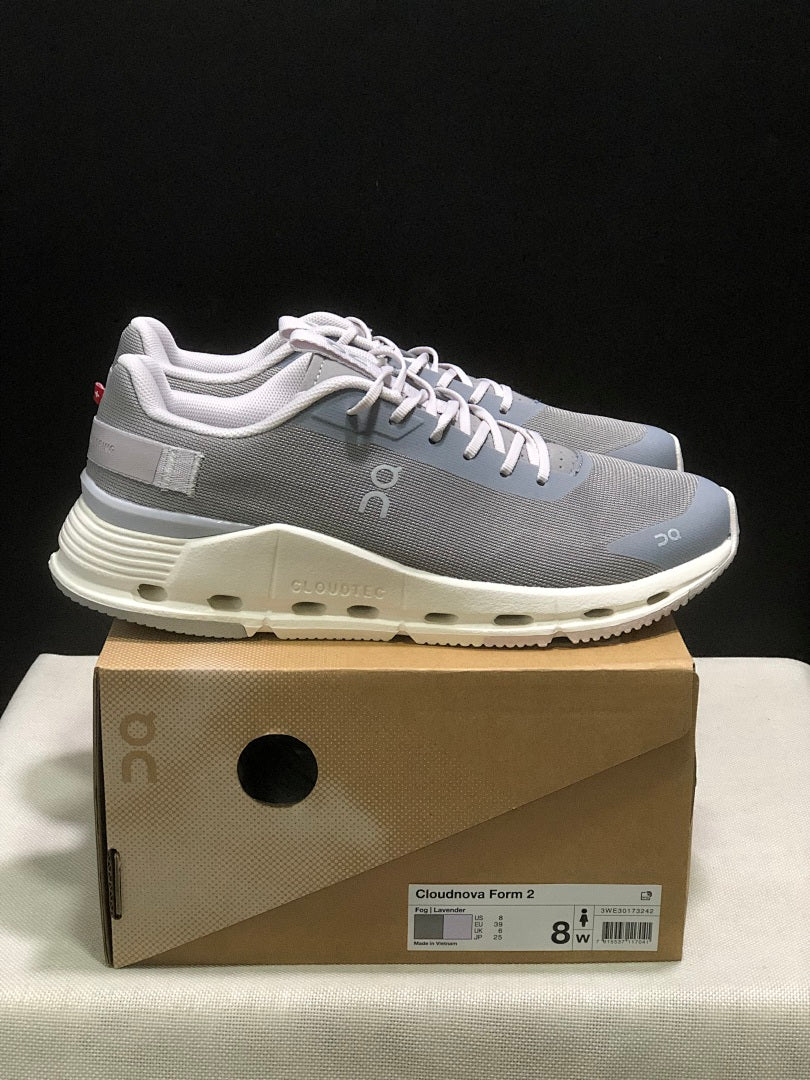On Cloudnova Form 2 Trainers in Fog and Lavender - product image from the listing.