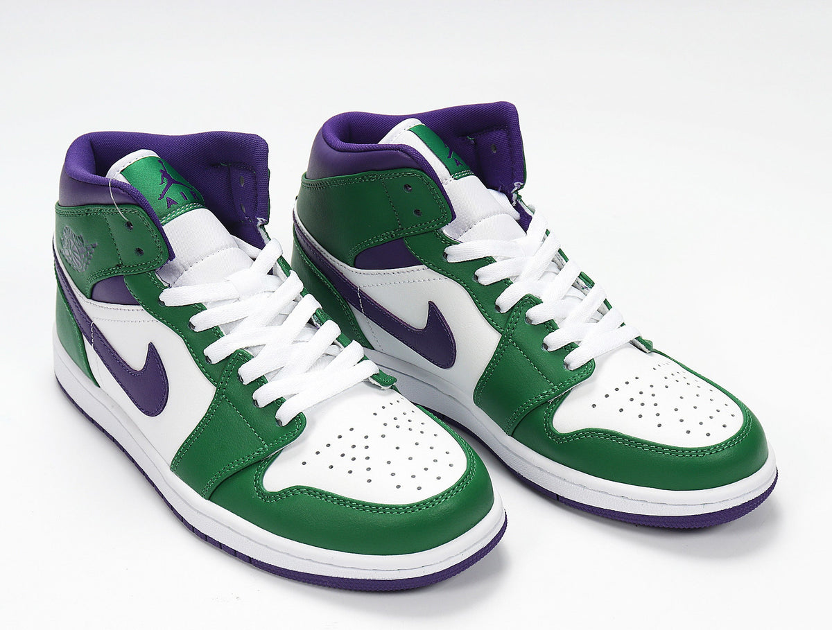 Air Jordan 1 High OG Court Sneakers in Purple 555088-041 - product image from the listing.