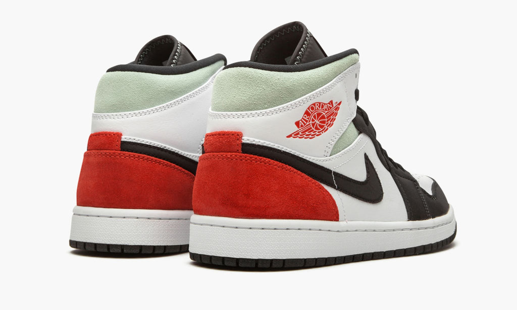 "Red Grey Black Toe" Jordan 1 Mid SE - product image from the listing.