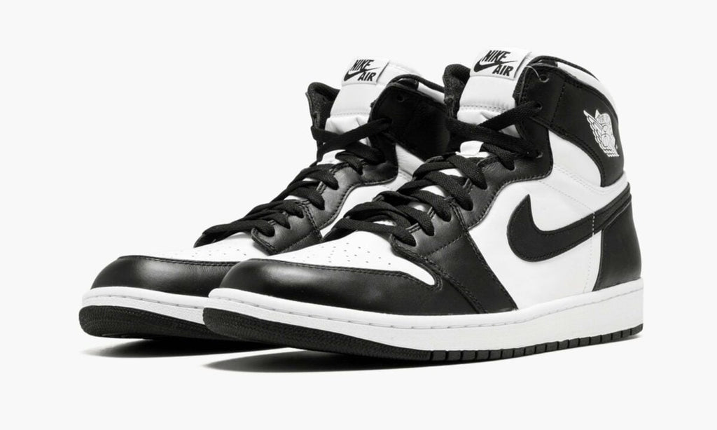 Jordan 1 Retro High OG in Black White - product image from the listing.