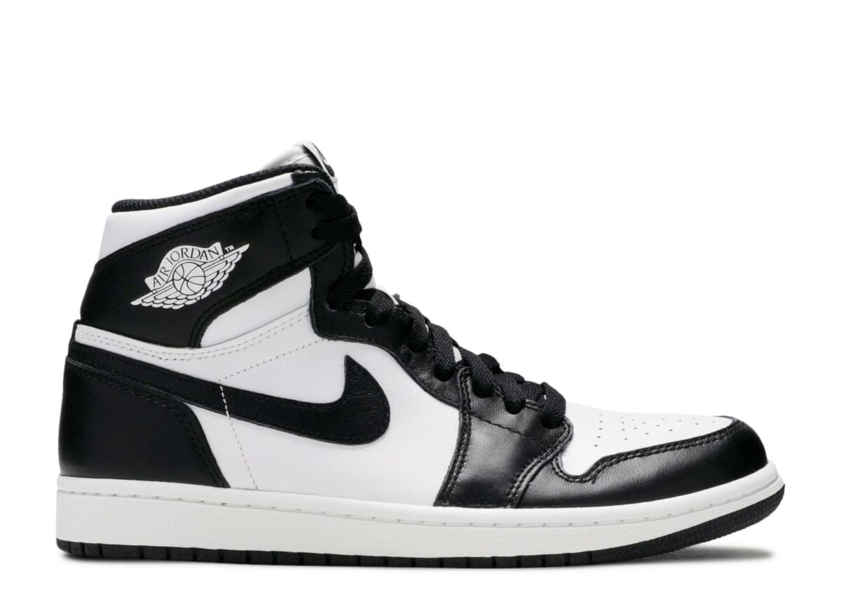 Jordan 1 Retro High OG in Black White - product image from the listing.
