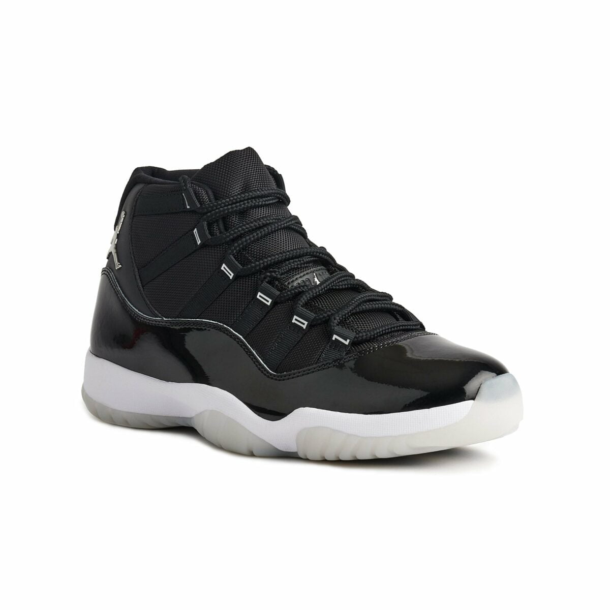 Jubilee 25th Anniversary - Jordan 11 Retro - product image from the listing.