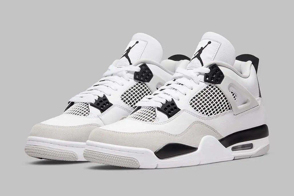 Jordan 4 Retro Military in Black - product image from the listing.