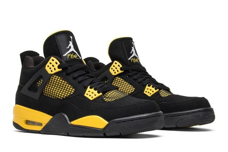 Thunder (2023) - Jordan 4 Retro - product image from the listing.