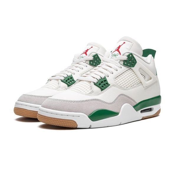 "Pine Green" AIR JORDAN 4 RETRO SB - product image from the listing.