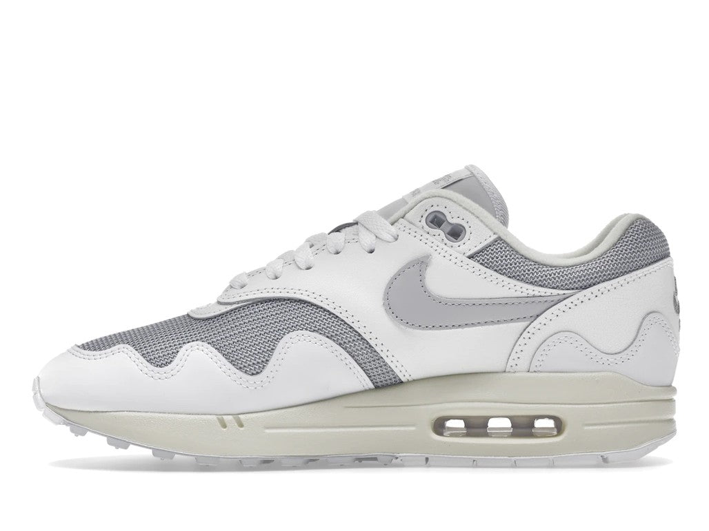 Nike Air Max 1 Patta Waves in White - product image from the listing.