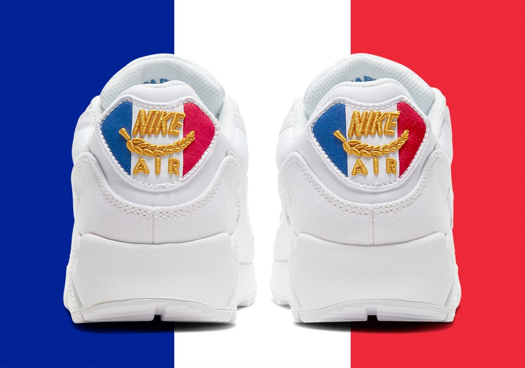 City Pack Paris - Nike Air Max 90 2020 - product image from the listing.