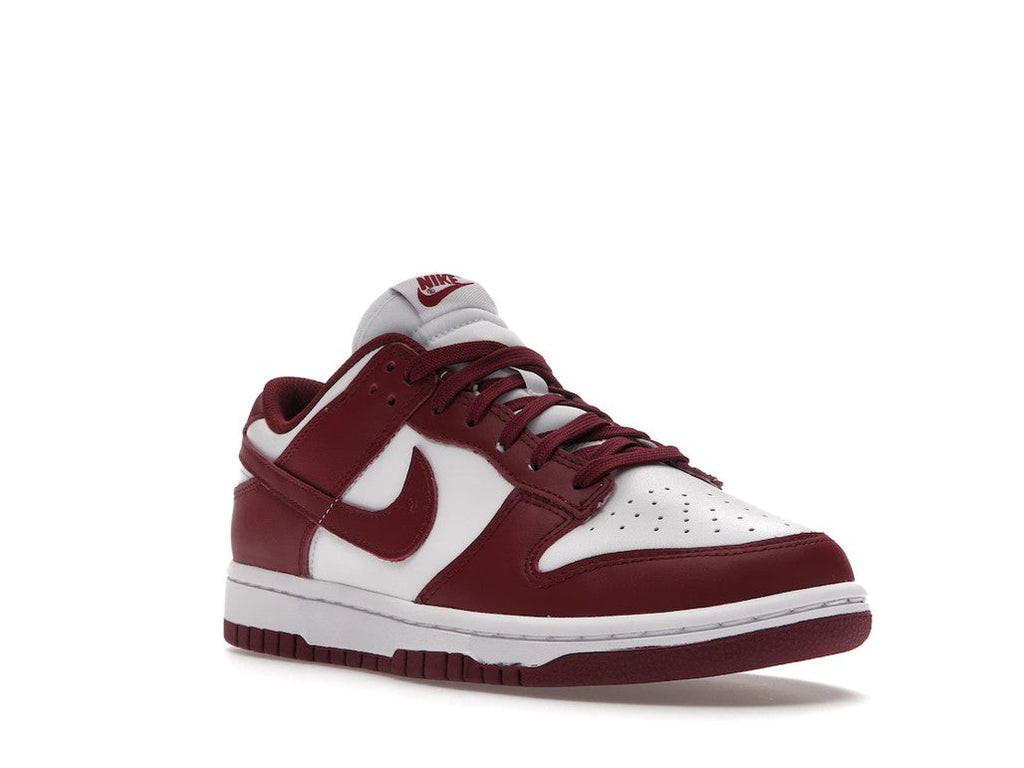 Women's Nike Dunk Low Bordeaux - product image from the listing.