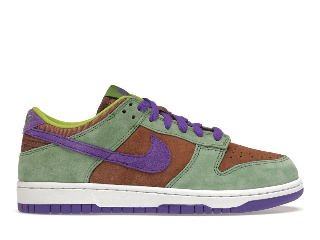 Dunk Low Veneer (2020) by Nike - product image from the listing.