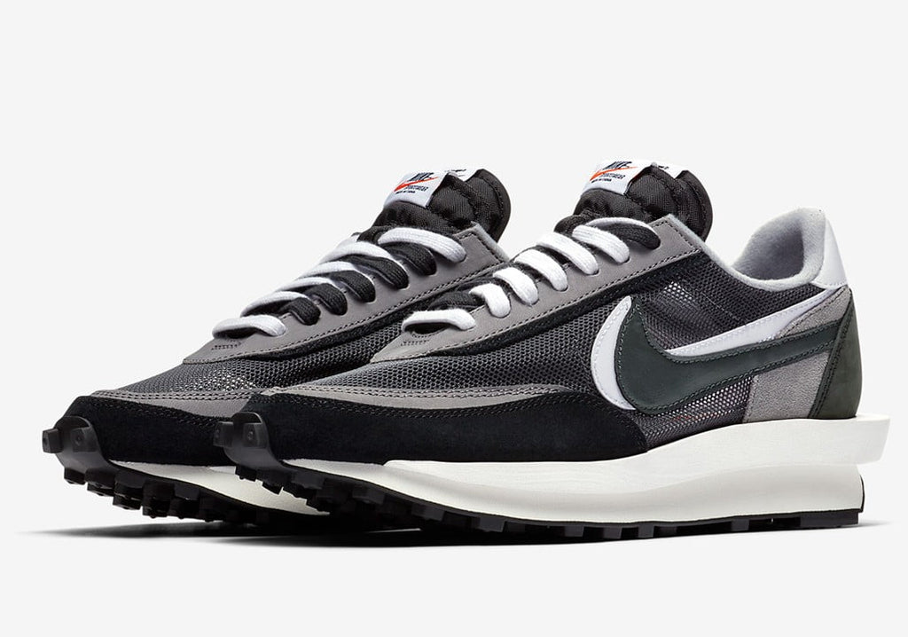 Nike LDWaffle x Sacai in Black - product image from the listing.