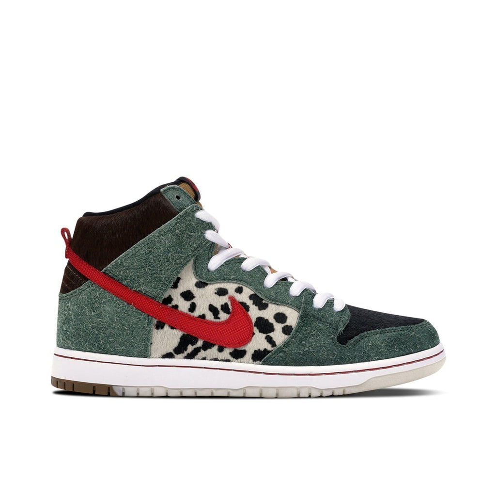 SB Dunk High Dog Walker by Nike - product image from the listing.