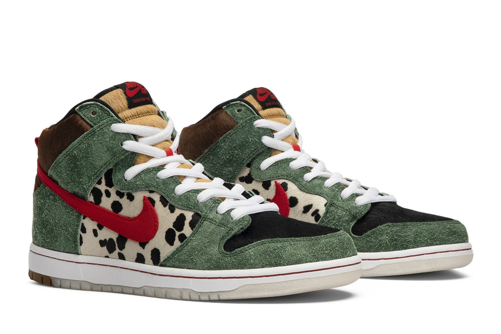 SB Dunk High Dog Walker by Nike - product image from the listing.