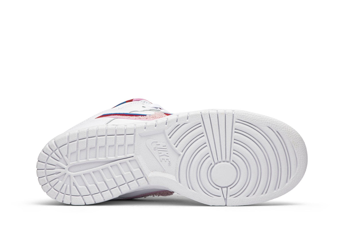 SB Dunk Low Parra by Nike - product photo shown in the listing for this item.
