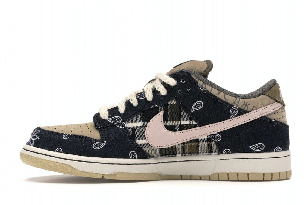 Regular Box - Nike SB Dunk Low Travis Scott - product image from the listing.