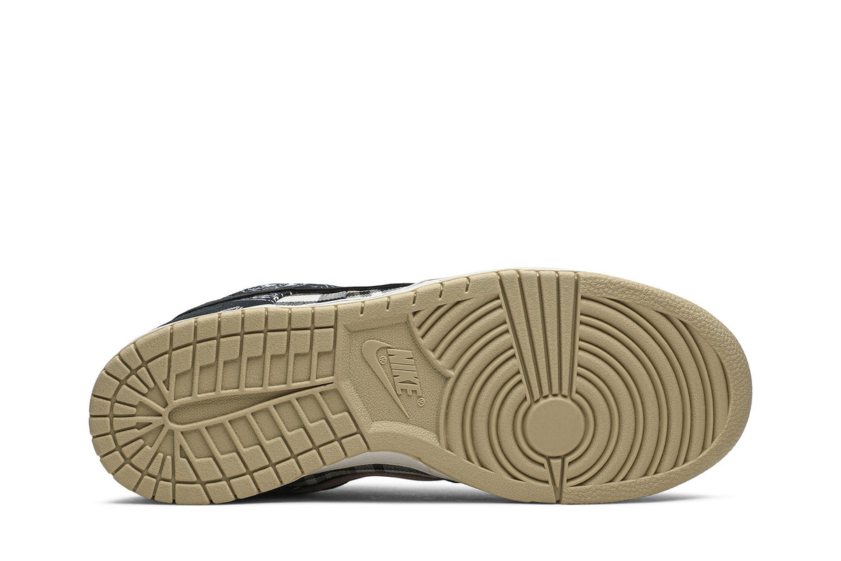 Regular Box - Nike SB Dunk Low x Travis Scott - product image from the listing.