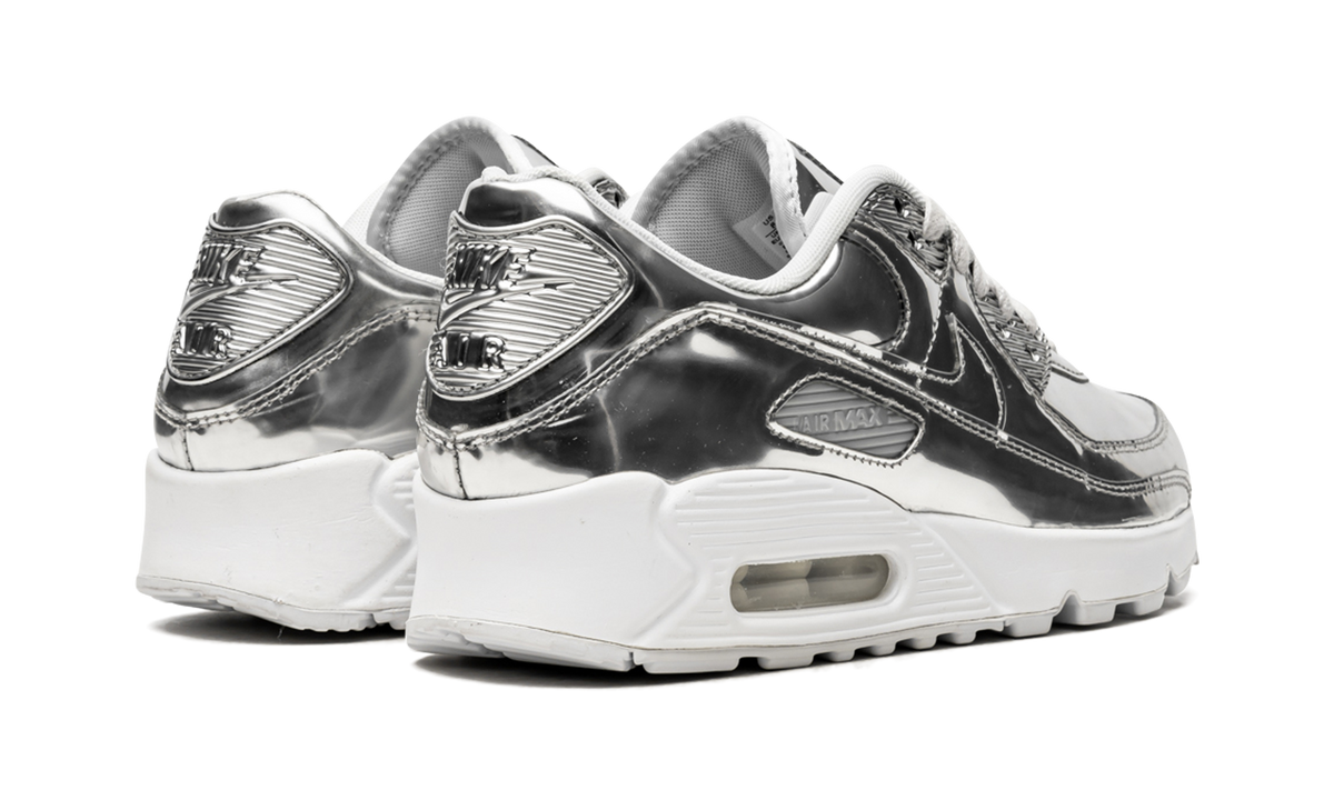 Women's AIR MAX 90 "Metallic Pack - Silver" CQ6639 001 - product image from the listing.