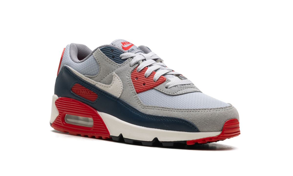 "USA Light Smoke Grey" Air Max 90 DM0029 005 - product image from the listing.