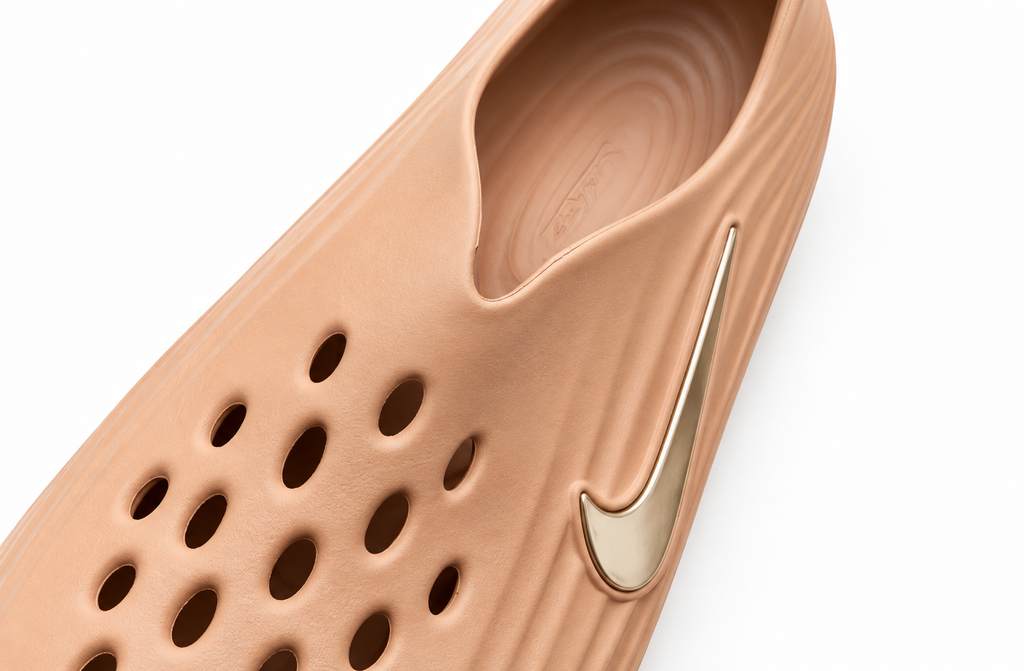 "Rose Gold" Nike ReactX Rejuven8 - product image from the listing.