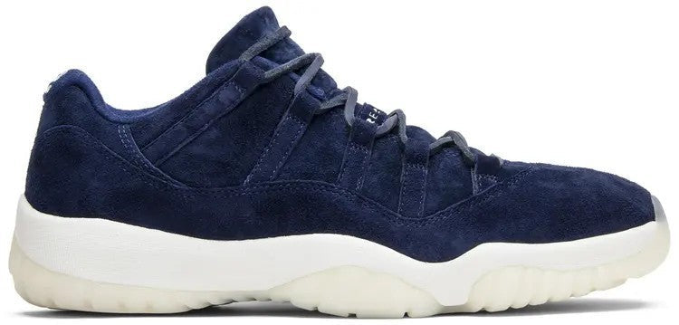 "Dereck Jeter" Size 10.5 - Jordan 11 Low - product image from the listing.
