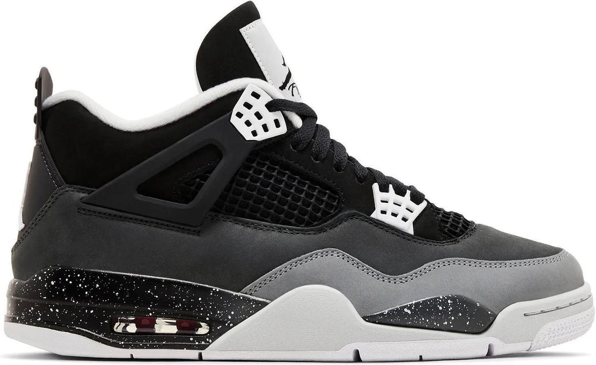 VNDS - Nike Air Jordan 4 Retro 2024 Fear (SIZE 9) - product image from the listing.