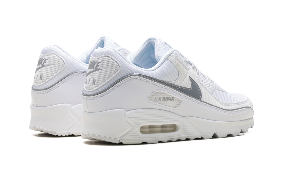 "White Metallic Silver Reflective" Air Max 90 Premium HV4517 100 - product image from the listing.
